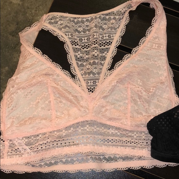 VS Bralettes - Picture 2 of 8